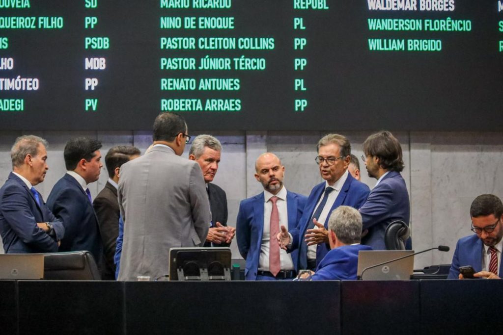 LOA 2026: base do governo e da oposição entram novo impasse na Alepe