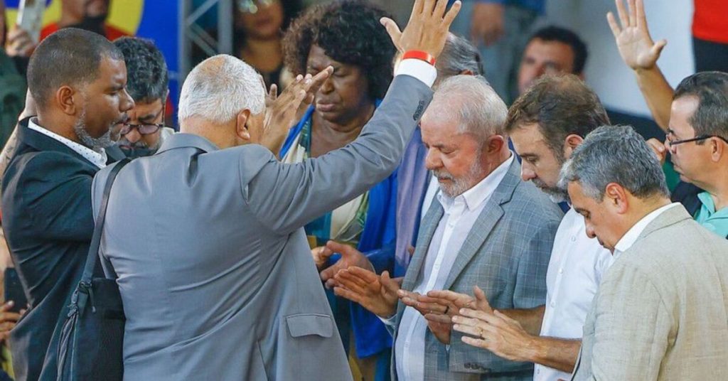 Rejeição do Governo Lula entre evangélicos bate recorde e alcança quase 90%