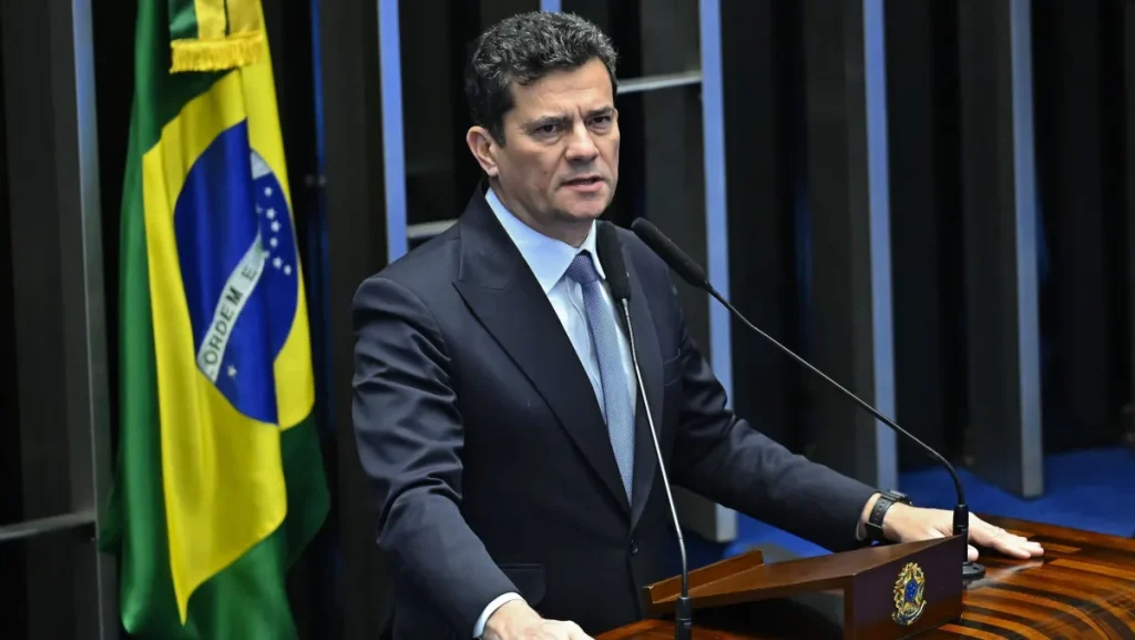 Manobra da Oposição garante volta de Moro à sabatina de Messias na CCJ