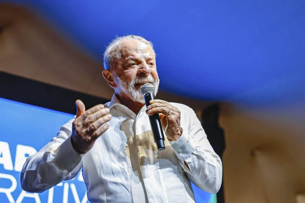 Lula defende fim da 6×1 e diz que ganhos tecnológicos não podem valer só para ricos