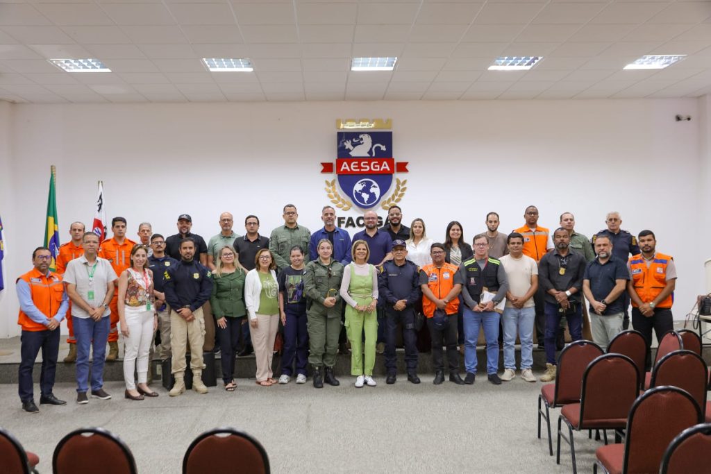 REUNIÃO COM AUTORIDADES DE SEGURANÇA PARA O FESTIVAL VIVA GARANHUNS 2026 É REALIZADA NESTA TERÇA-FEIRA (22)