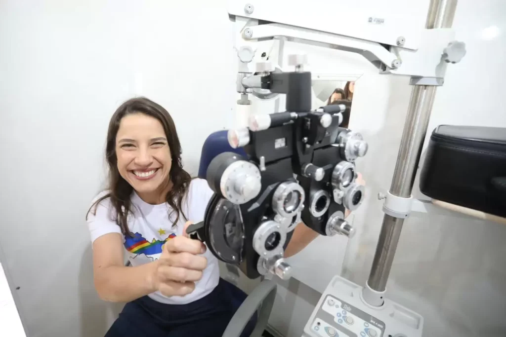 No Circuito Literário em Petrolina, governadora Raquel Lyra autoriza pagamento do PIX Tênis e obras de duas creches