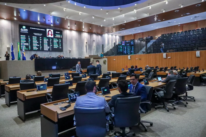 Deputados projetam que PSD e União Progressista podem eleger as maiores bancadas na Alepe