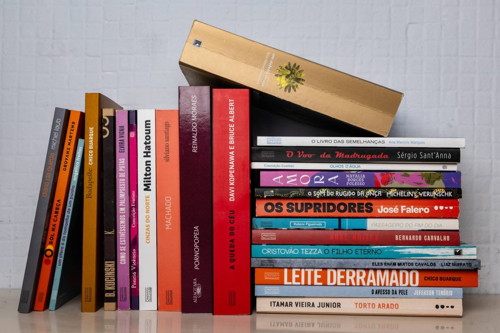 Indicamos os 15 melhores livros para ler em 2026