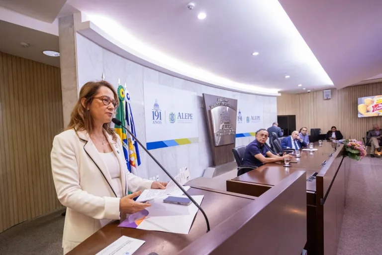 Alepe homenageia os 40 anos do Rei das Coxinhas e destaques trajetória de empreendedorismo pernambucano