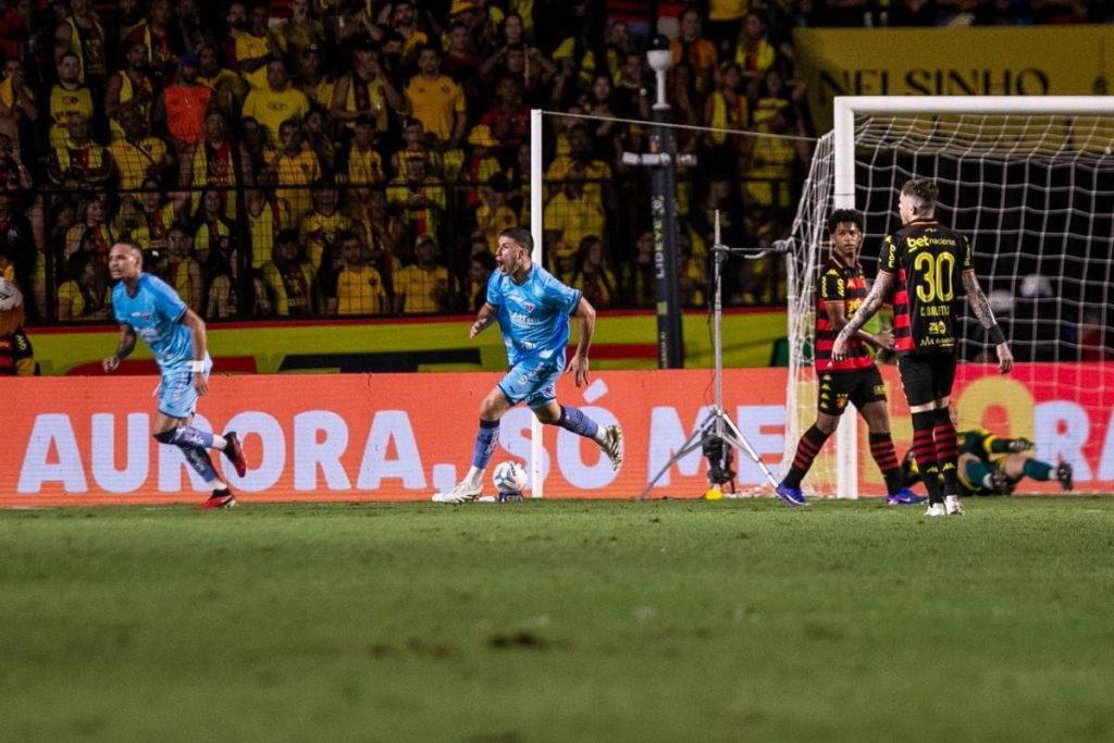 Sport desperdiça vantagem construída e é eliminado pelo Fortaleza na semifinal da Copa do Nordeste