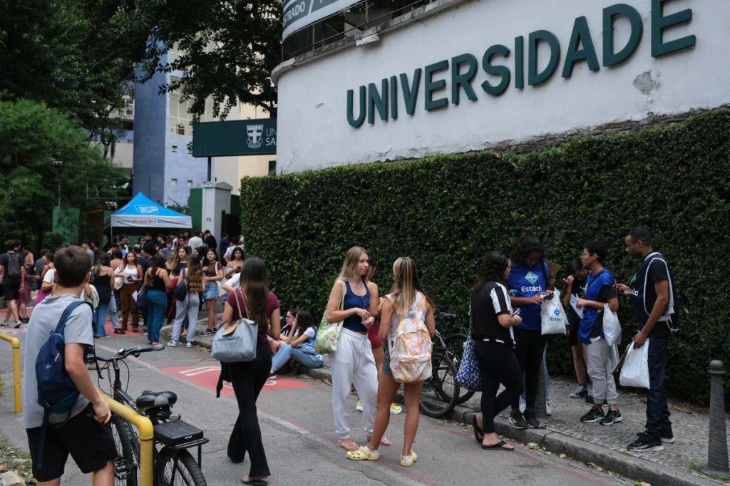 Enem 2026: inscrições começam na próxima segunda (25)