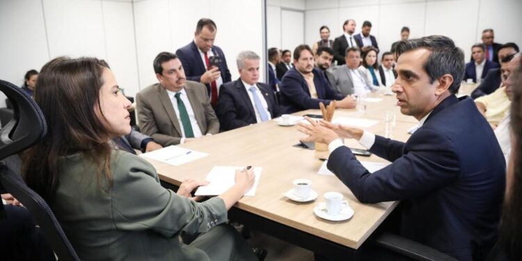 Raquel Lyra (PSD) e Waldez Góes discutem situação do perímetro irrigado de Itaparica