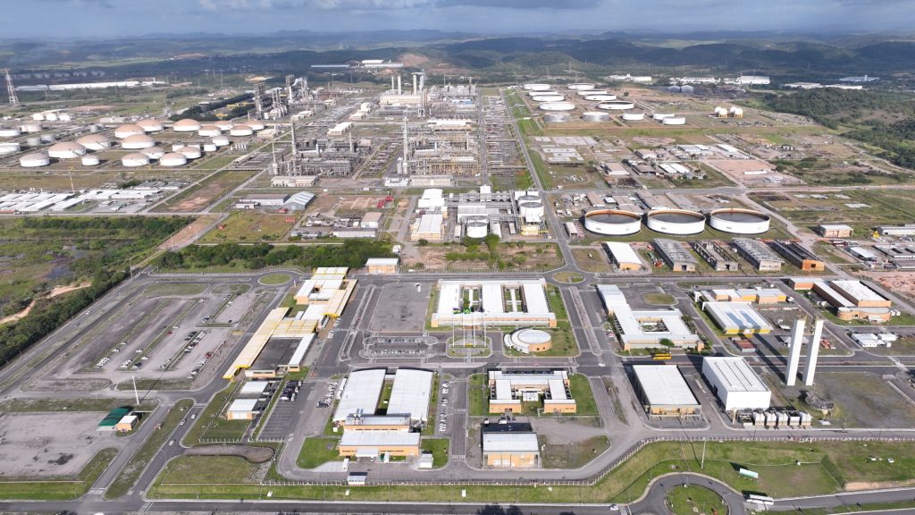 Refinaria Abreu e Lima bate recorde de produção de diesel…