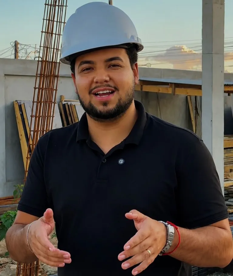 Prefeito Zé Elias Filho acompanha obras da nova delegacia em Calçado
