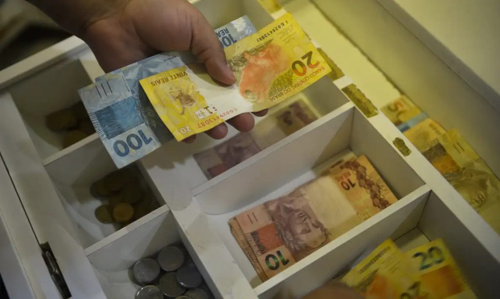 Atenção para quem é MEI: prazo para envio da declaração anual termina neste domingo (31)
