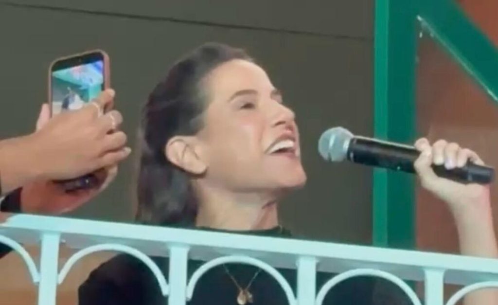 Raquel Lyra surpreende, canta e dança na abertura do São João de Caruaru
