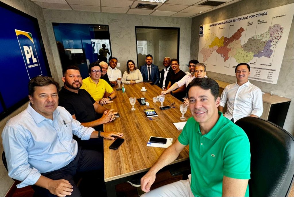 PL admite candidatura majoritária em Pernambuco durante reunião 