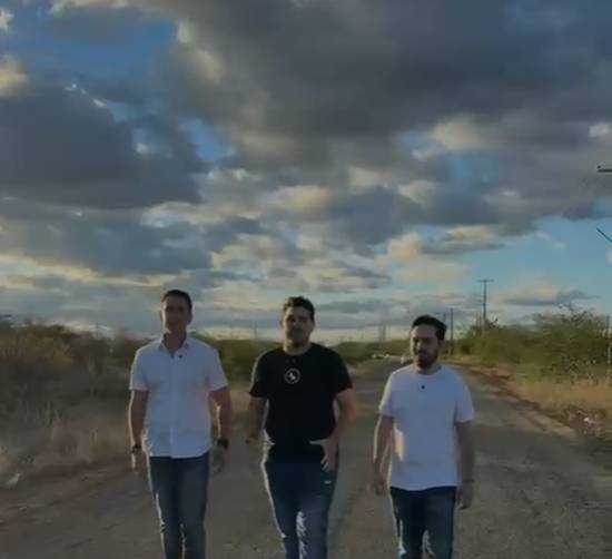 Aliado de primeira linha de João Campos, Felipe Carreras surpreende e elogia e elogia gesta Raquel Lyra em obra histórica no sertão