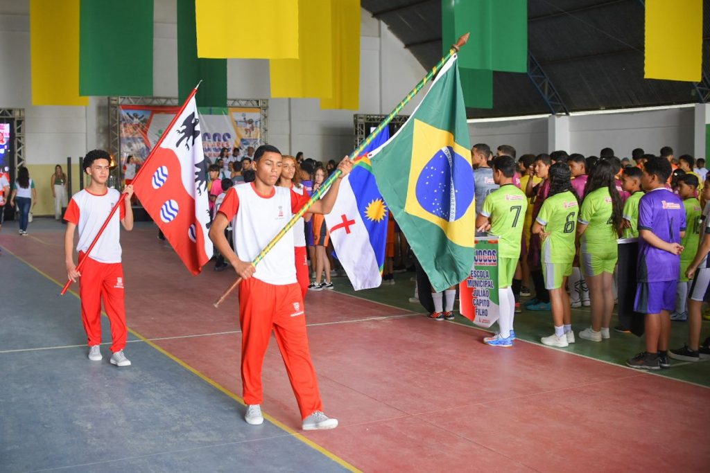 Abertura dos Jogos Escolares reúne estudantes e celebra o esporte na Rede Municipal de Garanhuns