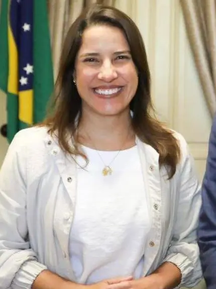 Raquel Lyra da recado para os seus opositores: Não tenho medo de que andam falando mentiras sobre mim e meu governo! Mim respeitem pois sou sua Governadora e vocês vão ter que mim aturar pelo menos ate dia 31 de dezembro de 2026