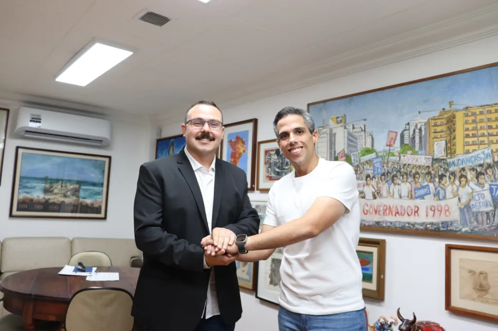 Deputado Jarbas Filho recebe apoio do Prefeito de Paranatama Dr. Henrique Gois, e amplia a sua base política