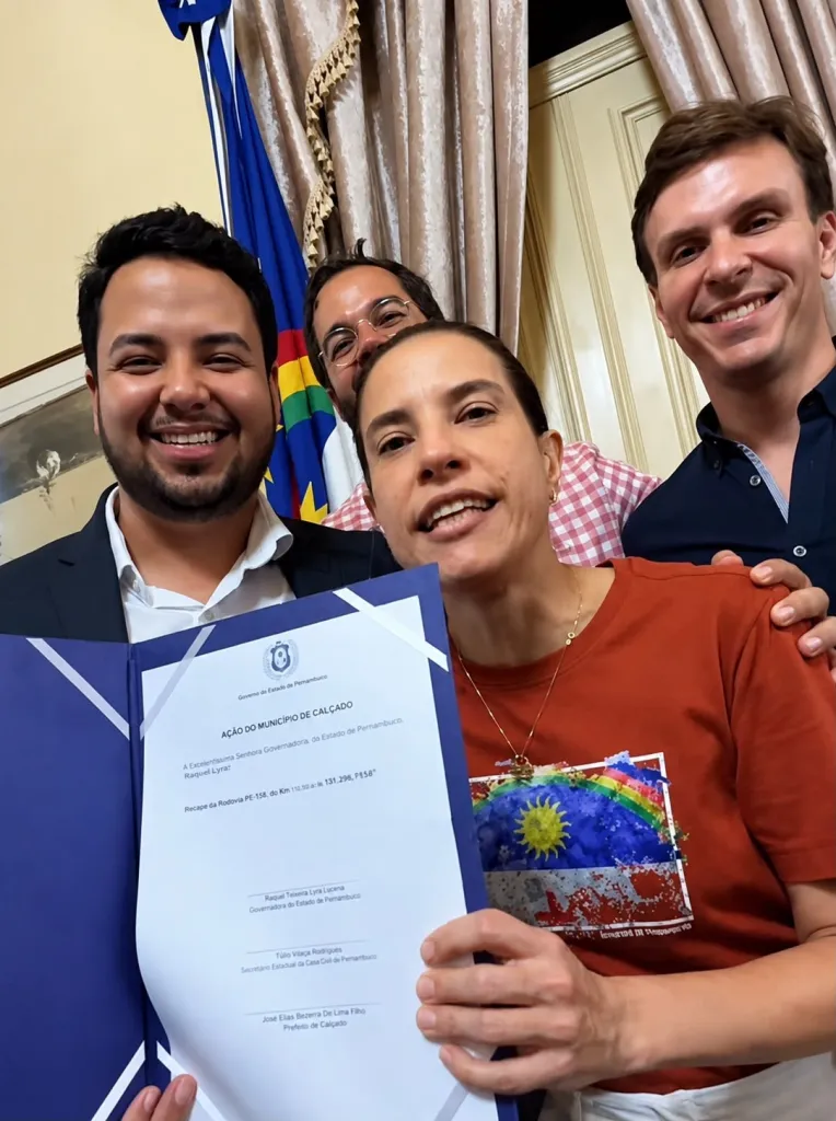 Calçado: Prefeito Zé Elias Filho assina junto com Raquel Lyra ordem de serviço para recapeamento da PE-158