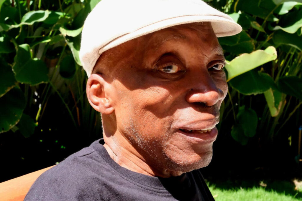 Milton Nascimento tem alta após internação para tratar pneumonia