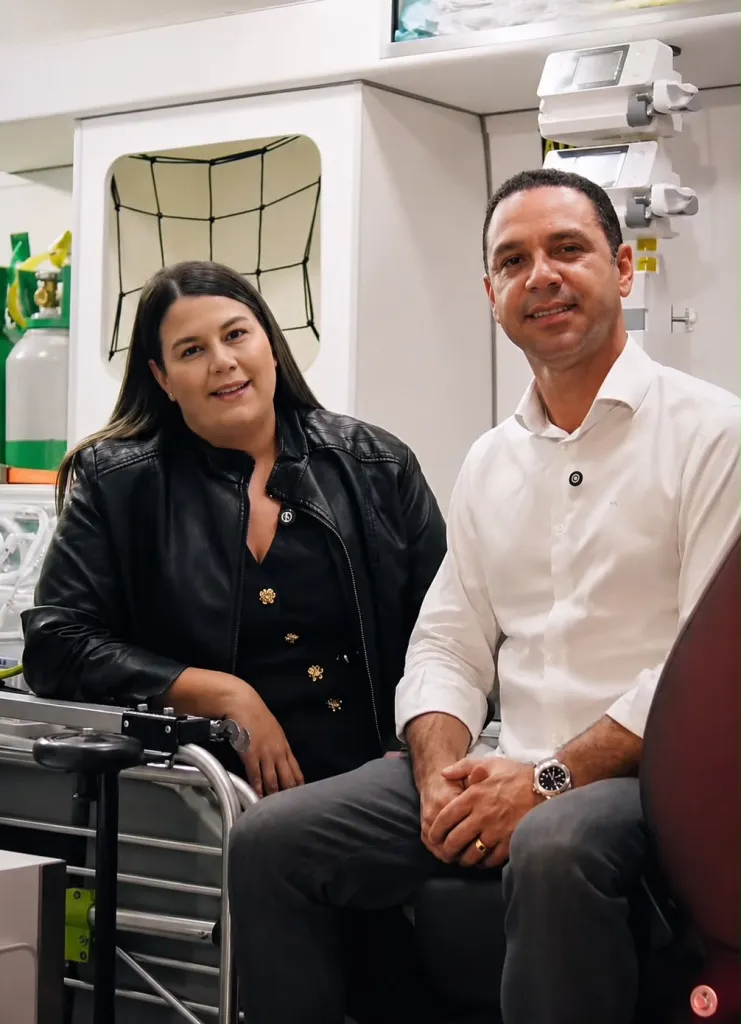 Prefeito Dr. Elton Martins reforça saúde de Águas Belas com chegada de nova ambulância