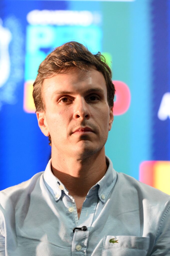 União Brasil marca convenção estadual para oficializar chapa e candidatura de Miguel Coelho ao Senado
