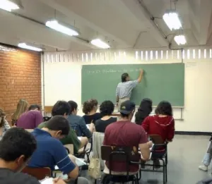 Inscrições para 500 bolsas do PROUNI-PE terminam nesta terça; saiba como participar