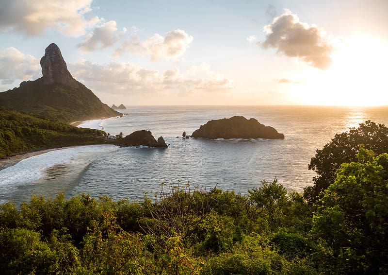 Mulher dá à luz em Fernando de Noronha, onde partos são evitados há 22 anos