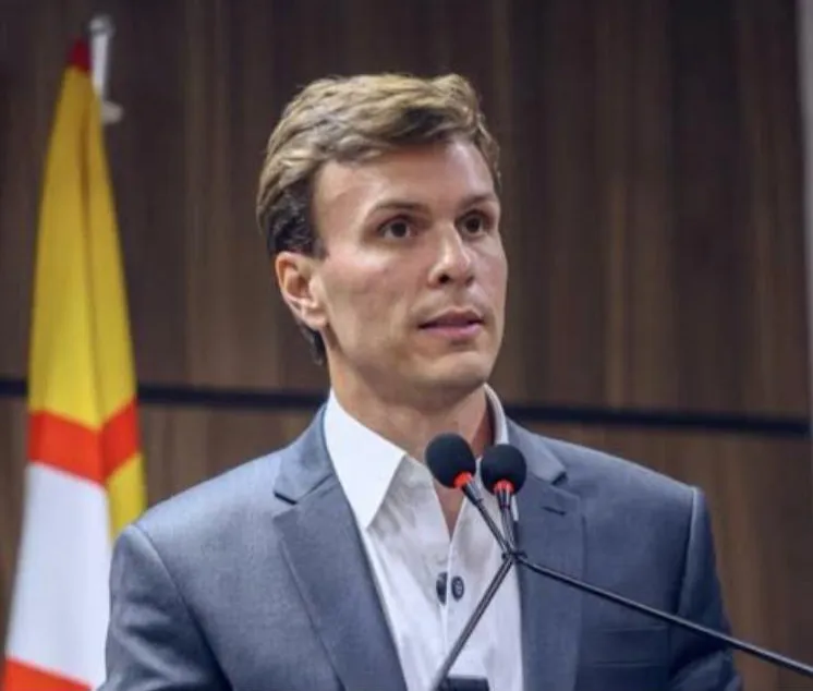 Ansiedade em excesso atrapalha família Coelho na conquista de espaços políticos