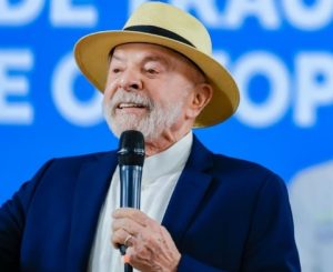 DataTrends: Lula lidera com folga em Pernambuco para 2026 e tem aprovação de 64%
