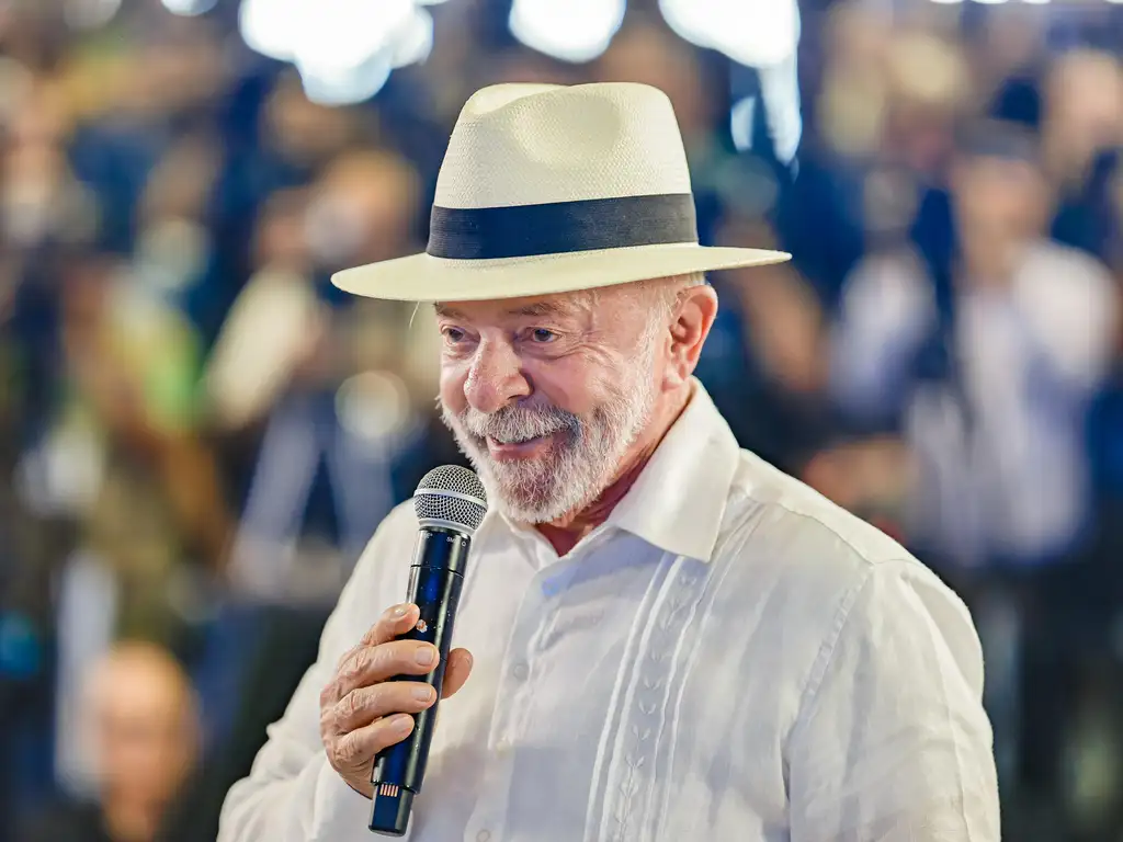 TSE determina prazo de 10 dias para governo Lula apresentar gastos com publicidade institucional