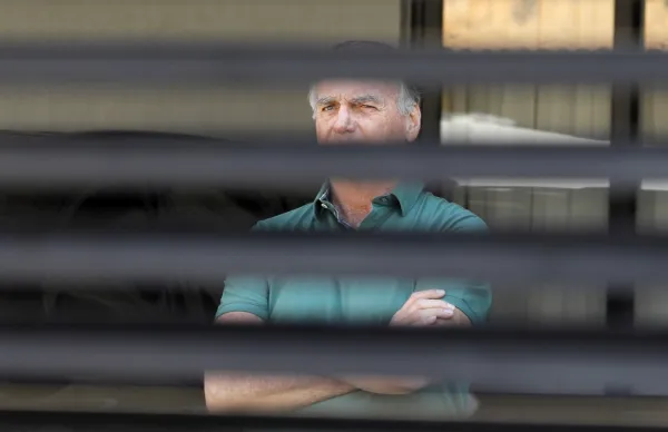 Moraes autoriza retomada de visitas a Bolsonaro na prisão domiciliar