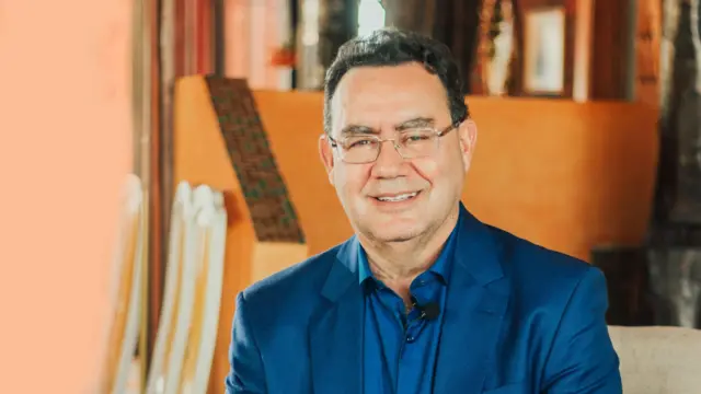 Augusto Cury salta para 7,8% na AtlasIntel e encosta em Renan Santos na disputa pelo terceiro lugar