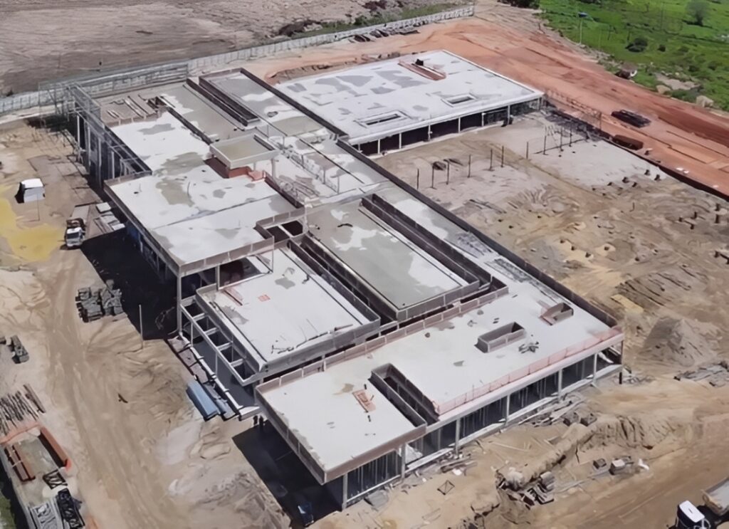 O Governo de Pernambuco ampliou os investimentos estaduais nas obras da nova Maternidade Regional de Garanhuns.