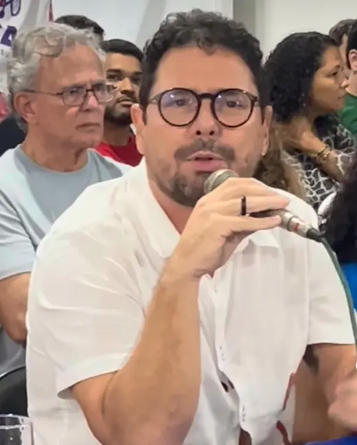 MAIS UMA DERROTA: João Campos perde queda de braço com PSOL e Ivan Moraes é candidato a governador