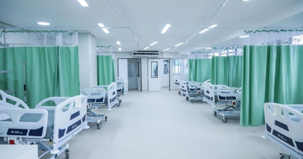Governo de Pernambuco entrega requalificação da UTI Geral e da cozinha do Hospital Agamenon Magalhães