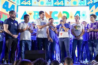 Mendonça abre campanha em Petrolina, em grande ato, ao lado dos Coelhos e Raquel Lyra