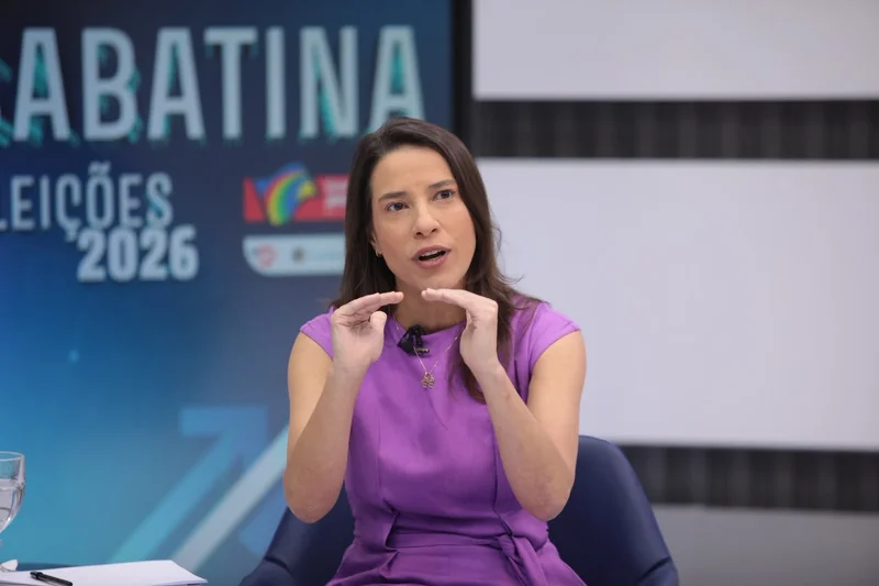 Raquel Lyra defende gestão, agradece parceria com Lula e critica “política miúda” na Alepe em sabatina do SJCC