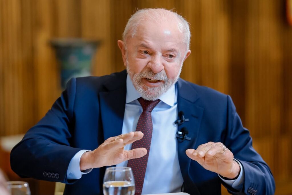 Avanço de Flávio mantém Lula distante de Pernambuco