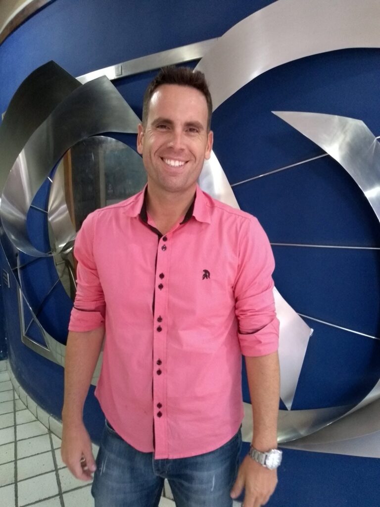 MAIS UM ESCÂNDALO NA CONTA DO PSB E A POPULAÇÃO PAGANDO A CONTA!