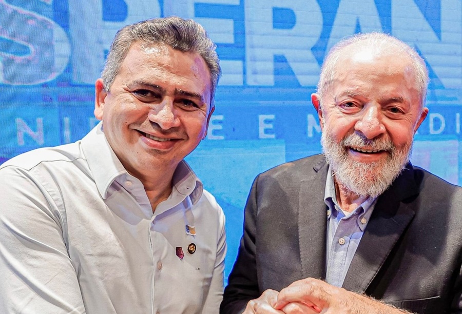 Deputado Doriel Barros acusa o Prefeito Sivaldo Albino de demitir uma servidora da Prefeitura após marido estar presente em ato Pró-Lula em Garanhuns