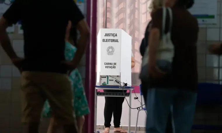 Candidatos não podem ser presos ou detidos a partir deste sábado