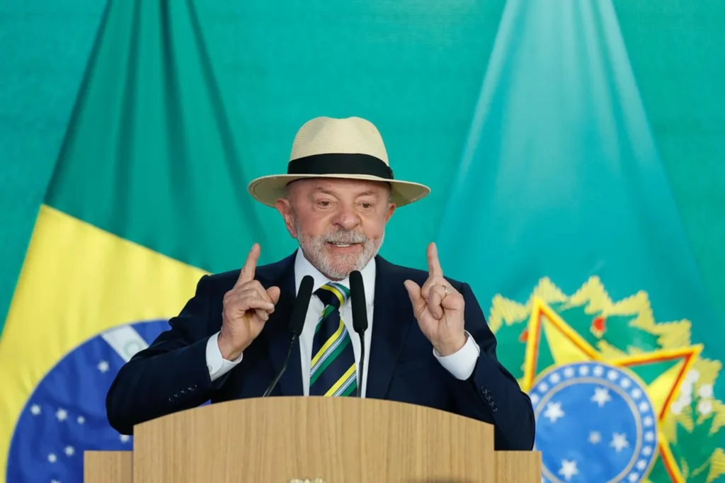 LULA PEDE FIM DO SIGILO DAS INVESTIGAÇÕES DO BANCO MASTER: “SEJA QUEM FOR, DOA A QUEM DOER